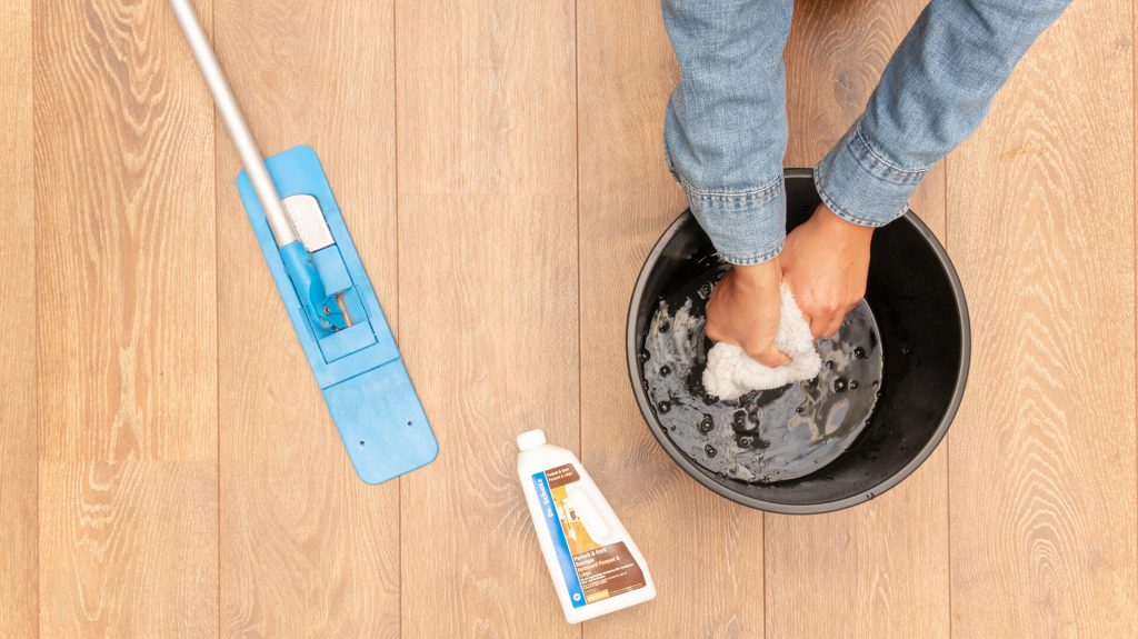 houten vloer olie schoonmaken